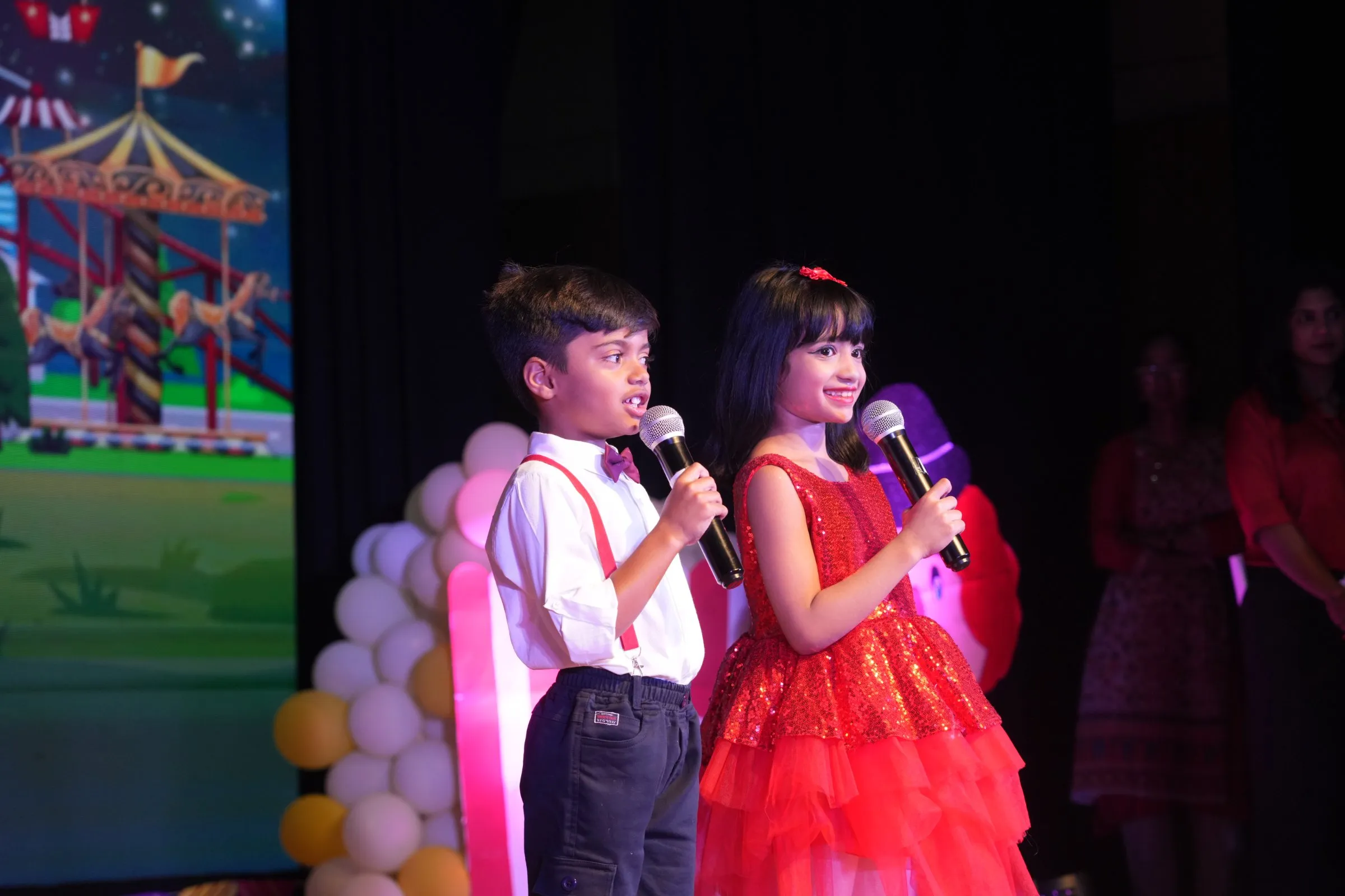 Child giving Speech on stage